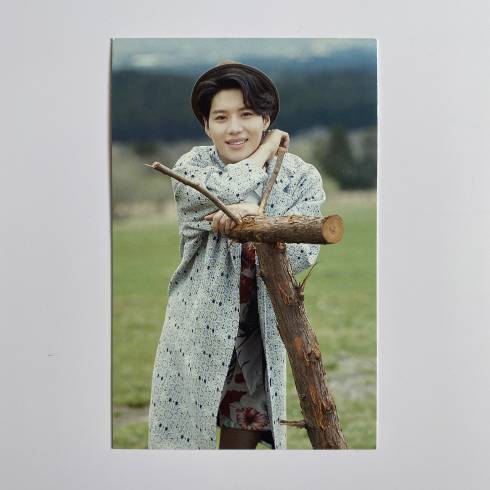 SHINEE 10TH JAPANESE SINGLE 'LUCKY STAR' OFFICIAL POSTCARD - TAEMIN